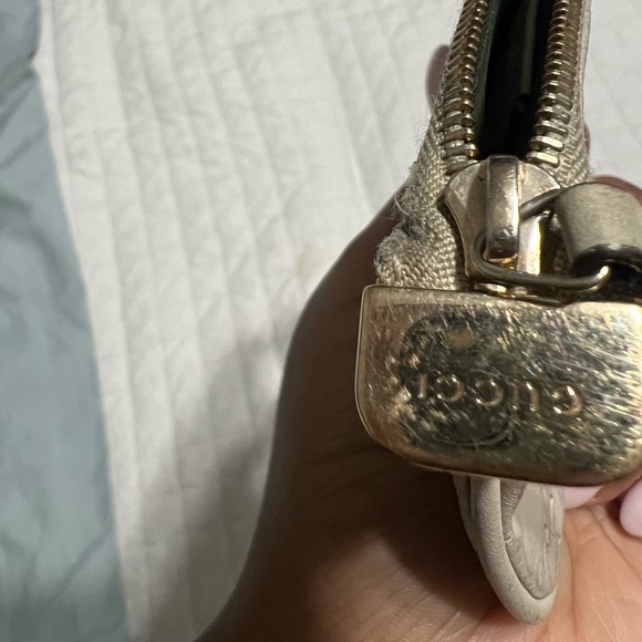 AUTHENTIC GUCCI KEY CARD HOLDER - Picture 7 of 7